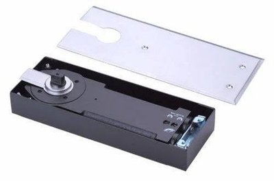 C003